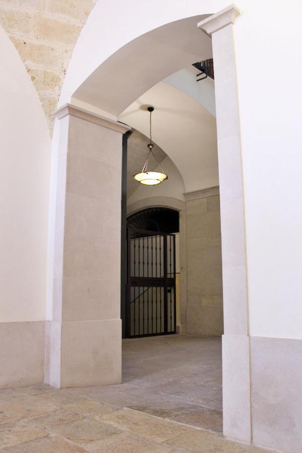 Dimora De Brado Bed & Breakfast Trani Ngoại thất bức ảnh