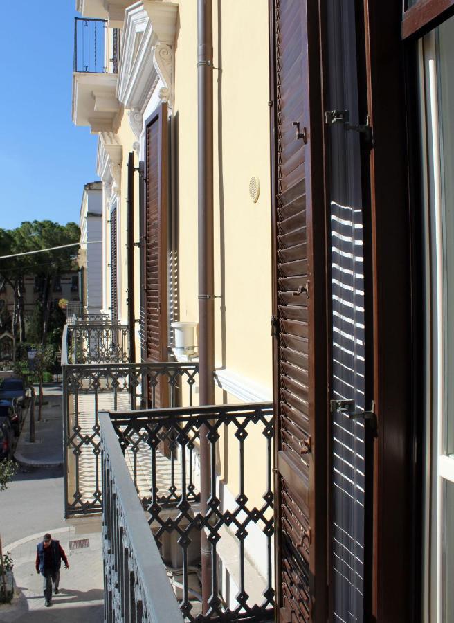 Dimora De Brado Bed & Breakfast Trani Ngoại thất bức ảnh