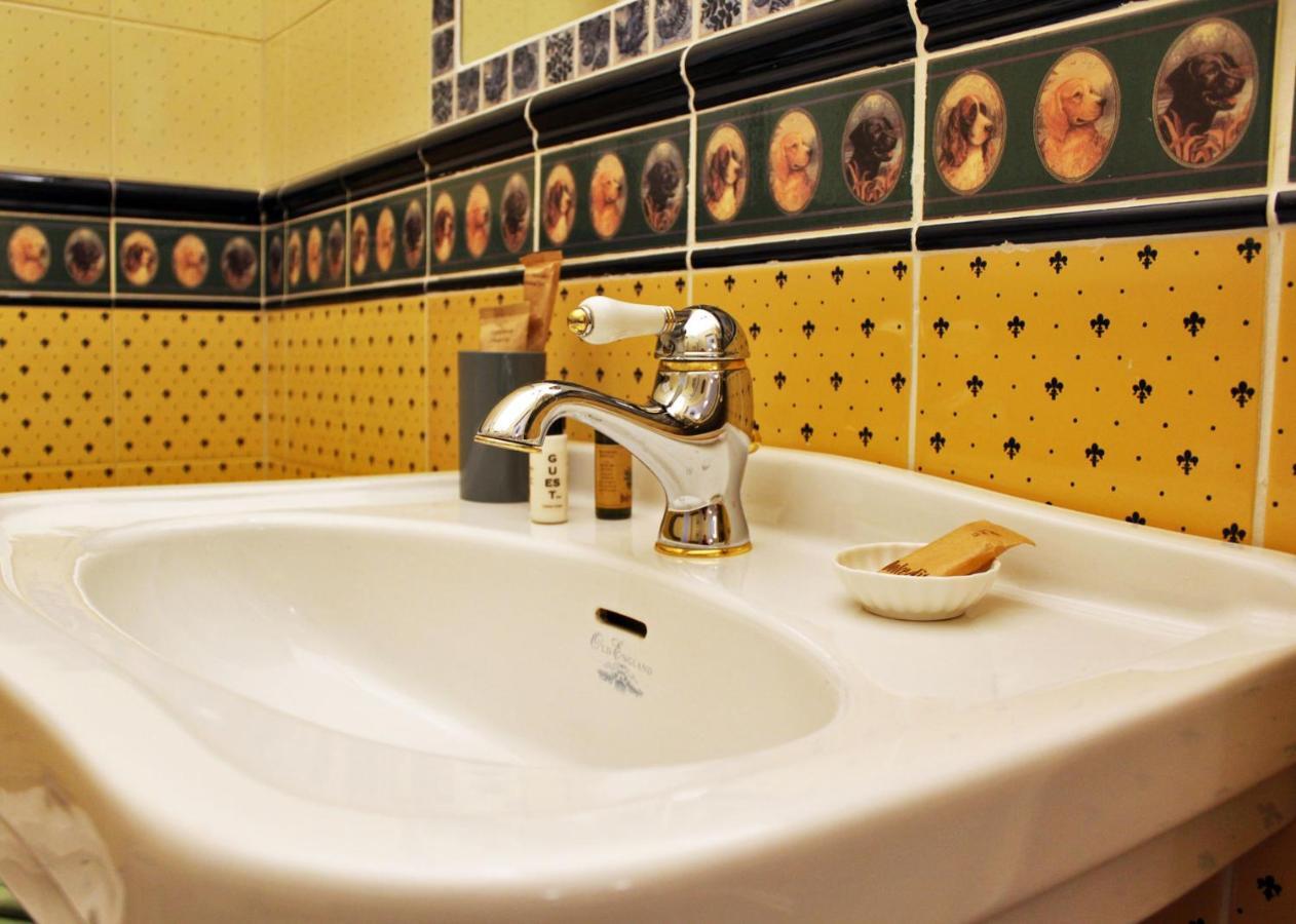 Dimora De Brado Bed & Breakfast Trani Ngoại thất bức ảnh
