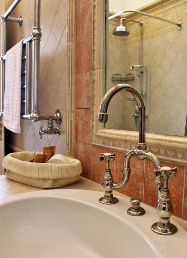 Dimora De Brado Bed & Breakfast Trani Ngoại thất bức ảnh