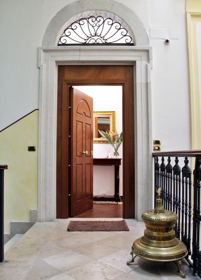 Dimora De Brado Bed & Breakfast Trani Ngoại thất bức ảnh